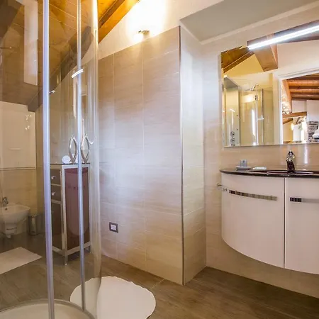 Medioevo In Centro Apartmán